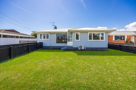 Photo of property in 41 Hill Crescent, Papakura, 2110