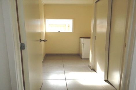 Photo of property in 2/58 Dominion Street, Takapuna, Auckland, 0622