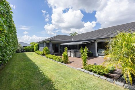 Photo of property in 9 Pohutukawa Parade, Riverhead, 0820