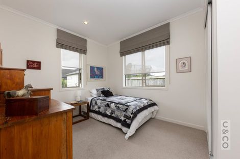 Photo of property in 3 Pohutukawa Parade, Riverhead, 0820