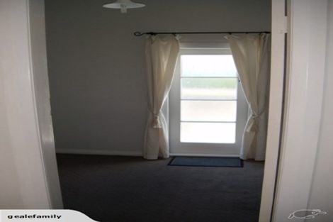 Photo of property in 2/17 Hall Street, Newtown, Wellington, 6021