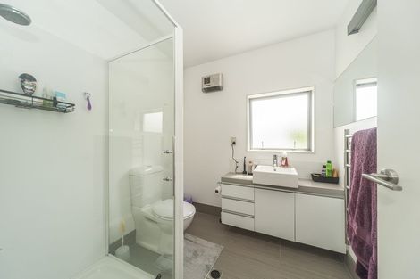 Photo of property in 74 Saddleback Grove, Karori, Wellington, 6012