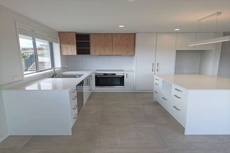 Photo of property in 1 Lomay Place, Te Puke, 3119