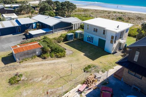 Photo of property in 15 Seaforth Road, Waihi Beach, 3611