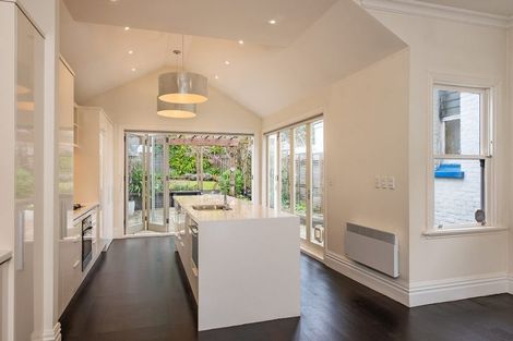 Photo of property in 12 Roy Street, Newtown, Wellington, 6021