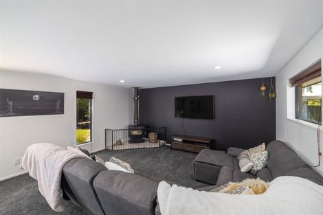 Photo of property in 26 Eders Road, Woodend, 7610