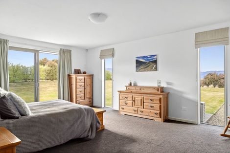 Photo of property in 47 Matheson Crescent, Albert Town, Wanaka, 9305