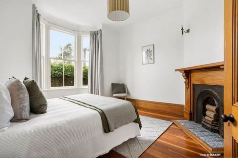 Photo of property in 17 Douglas Street, Mount Cook, Wellington, 6021