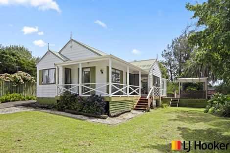 Photo of property in 35 Moloney Terrace, Pukekohe, 2120