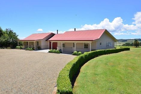 Photo of property in 135c Hutchinson Road, Helensville, 0875