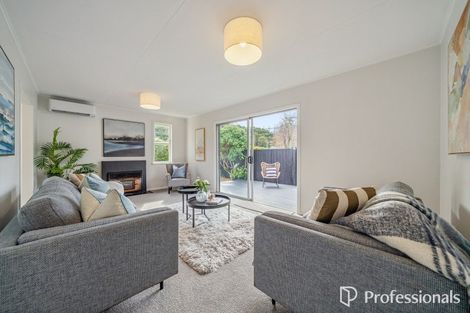 Photo of property in 22 Golf Road, Manor Park, Lower Hutt, 5019
