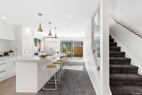 Photo of property in 4 Crieff Place, Te Atatu Peninsula, Auckland, 0610