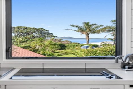 Photo of property in 16a Valley Road, Browns Bay, Auckland, 0630