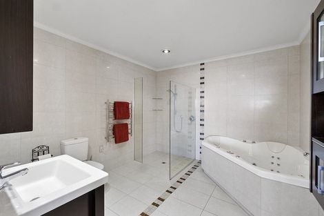 Photo of property in 22b Findlay Street, Moturoa, New Plymouth, 4310