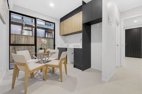 Photo of property in 14 Alluvial Street, Flat Bush, 2019