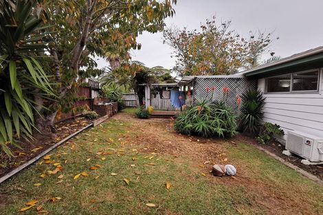Photo of property in 4 Tree View Avenue, Glenfield, Auckland, 0629