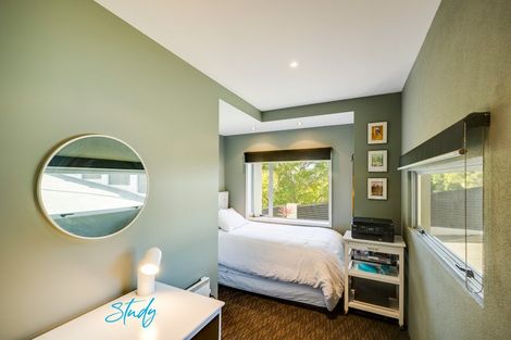 Photo of property in 14a George Street, Hospital Hill, Napier, 4110