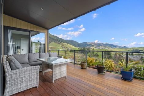 Photo of property in 41 Huntaway Close, Stoke, Nelson, 7011