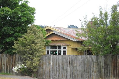 Photo of property in 105 Beachville Road, Redcliffs, Christchurch, 8081