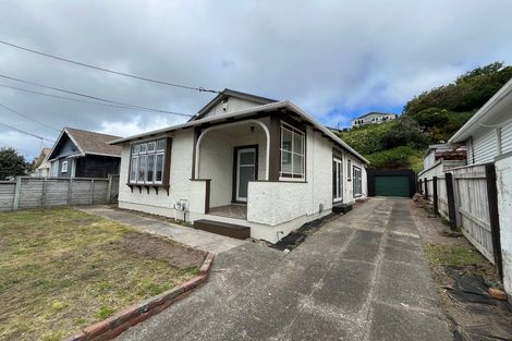 Photo of property in 28 Bridge Street, Rongotai, Wellington, 6022