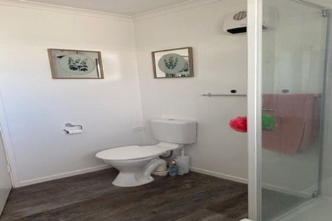 Photo of property in 14 Upham Street, Havelock North, 4130