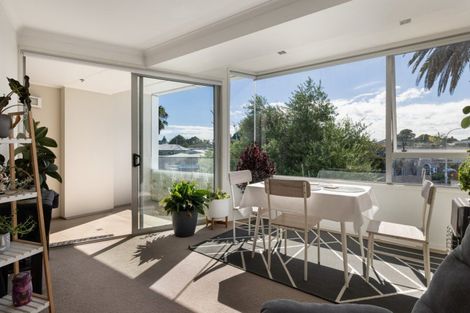 Photo of property in 202/332 Maunganui Road, Mount Maunganui, 3116