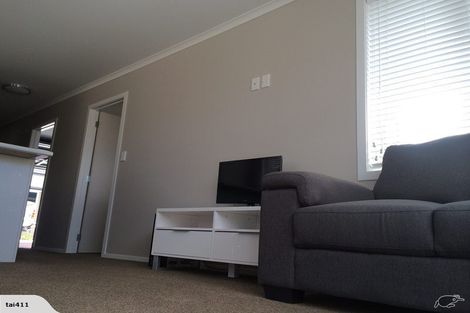Photo of property in 27u7 Jones Crescent, Melville, Hamilton, 3206