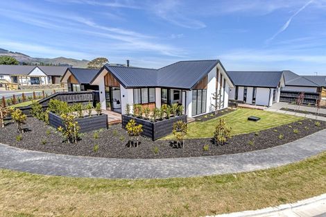 Photo of property in 15 Gisele Crescent, Halswell, Christchurch, 8025