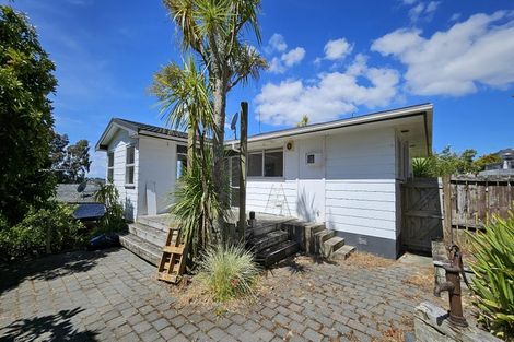 Photo of property in 15 Hewlett Road, Massey, Auckland, 0614