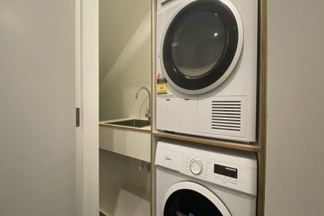 Photo of property in 6/2 Moor Avenue, Te Atatu Peninsula, Auckland, 0610