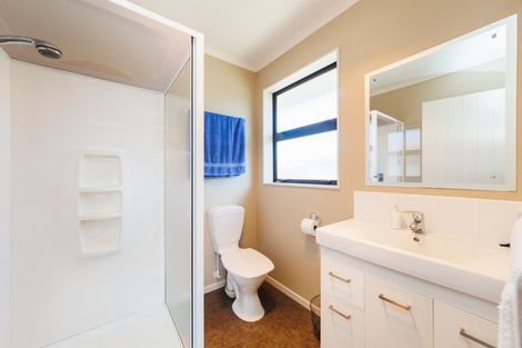 Photo of property in 14 Orlando Way, Kelvin Grove, Palmerston North, 4414