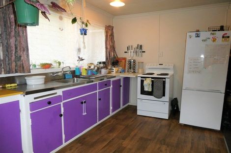 Photo of property in 16 Threadneedle Street, Greymouth, 7805