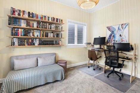 Photo of property in 16 Reuben Avenue, Brooklyn, Wellington, 6021