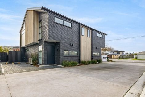 Photo of property in 2/59 Waimairi Road, Upper Riccarton, Christchurch, 8041