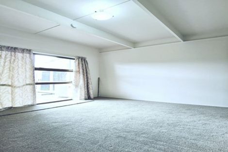 Photo of property in 2/39 Rathgar Road, Henderson, Auckland, 0610