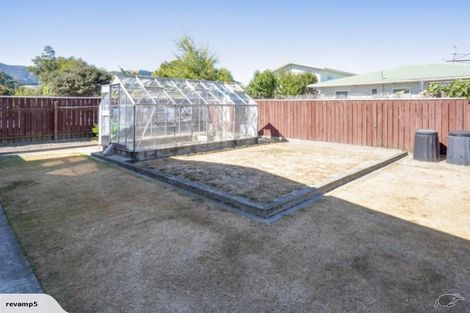Photo of property in 9 Rutland Street, Stoke, Nelson, 7011