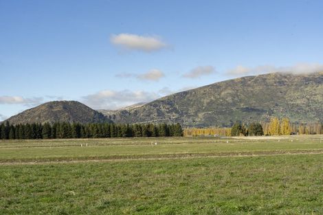 Photo of property in 18 Marjon Drive, Wanaka, 9305