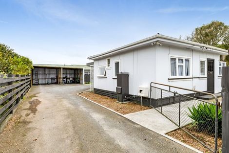 Photo of property in 59 Camberwell Road, Hawera, 4610