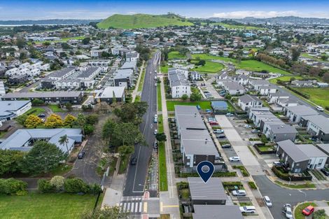 Photo of property in 22 Bader Drive, Mangere, Auckland, 2022