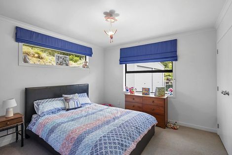 Photo of property in 4 Dunbar Place, Highlands Park, New Plymouth, 4312