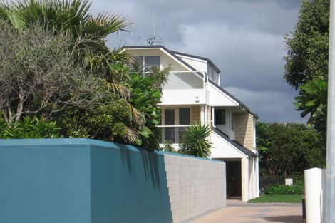 Photo of property in 142a Marine Parade, Mount Maunganui, 3116