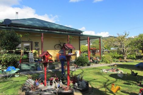 Photo of property in 63 Main Street, Reefton, 7830