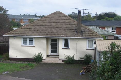 Photo of property in 2/17 Railway Street West, Papakura, 2110