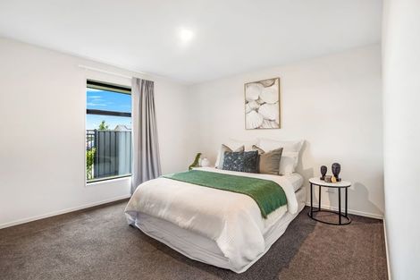 Photo of property in 160 Faringdon Boulevard, Rolleston, 7615