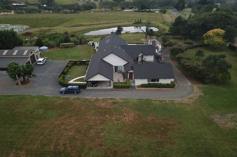 Photo of property in 173 Whitford Park Road, Whitford, Manurewa, 2576