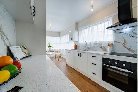 Photo of property in 21 Idlewild Avenue, Mangere, Auckland, 2022