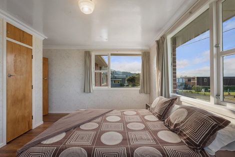Photo of property in 2 Hillary Street, Waihi Beach, 3611