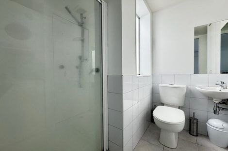 Photo of property in 5/41 Home Street, Mount Victoria, Wellington, 6011