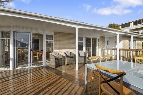 Photo of property in 89 Paynters Avenue, Strandon, New Plymouth, 4312
