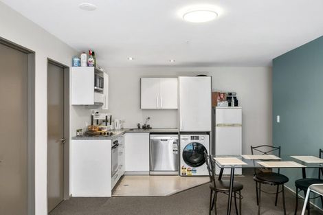 Photo of property in Dual Apartments, 403/142u Vivian Street, Te Aro, Wellington, 6011